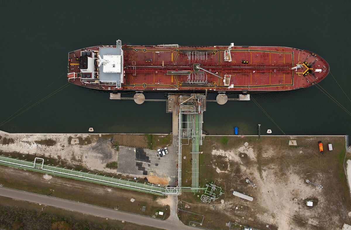 Sinokor’s Supertanker Control Drives US Gulf Shipping Rates to Multi-Year Highs
